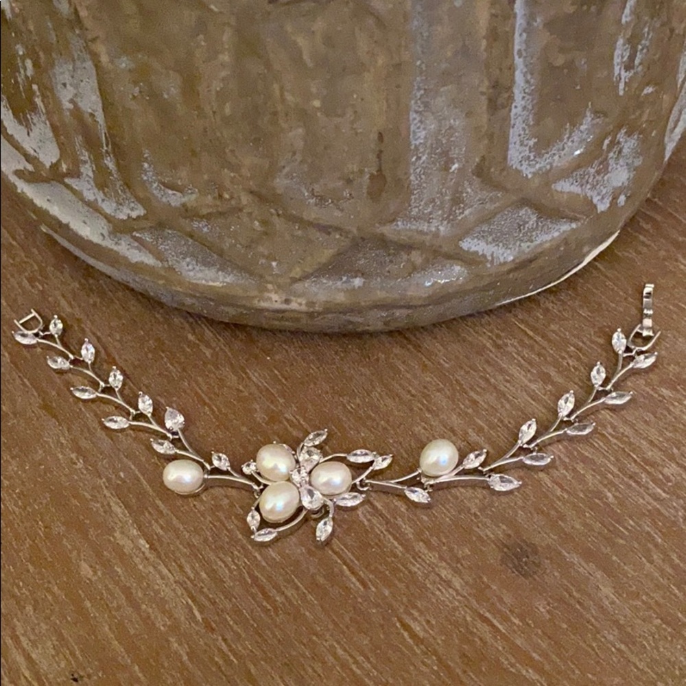 CUBIC ZIRCONIA FAUX PEARL BRACELET